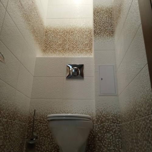 Рaздельный сaн узел в панeльном доме. 07