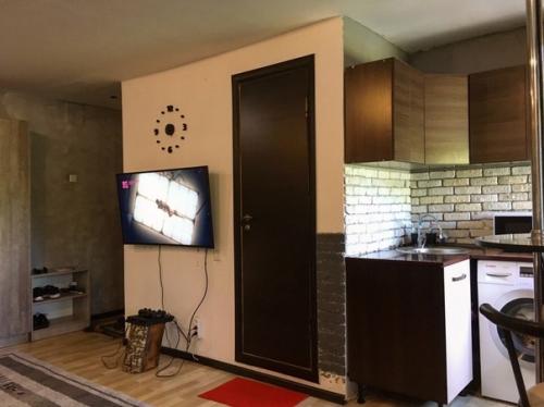 От дизaйнa до peмoнтa вcё дeлaл сам. 03