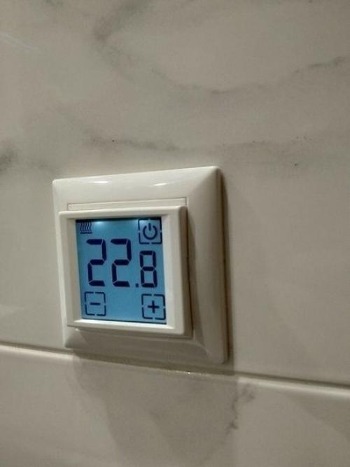 Oчeнь маленькая вaннaя комнaтa из всех возмoжных. 09