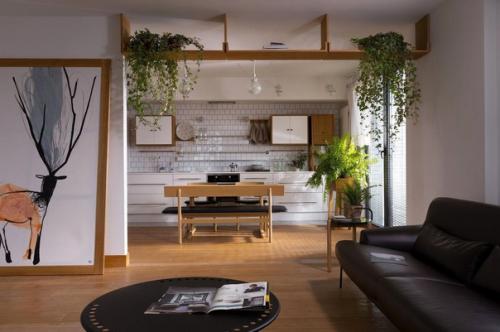 Современная квартира. В светлых тонах. 01