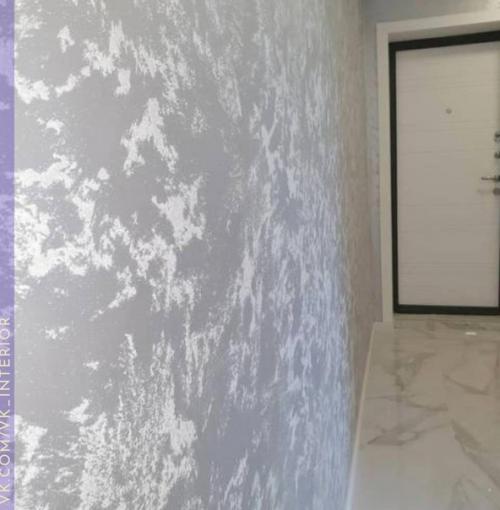 Оформление коридора. Это стиль минимализм или просто однотонность? 01