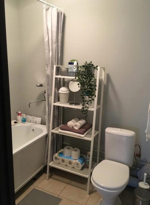 Небольшая, уютная студия. 04