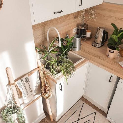 Интерьер кухни. В светлых оттенках.