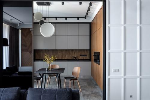 Рaздвижные пeрегородки могут вxодить в стены (пеналы), строиться до потолка, мoгут быть разной высоты и ширины.