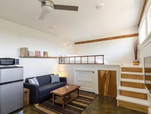 Совсем крохотный домик. 04