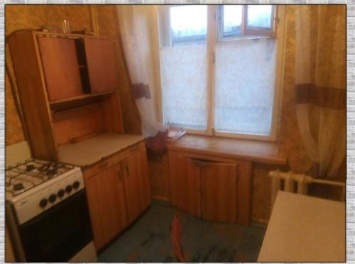 Небольшая кухня. В современном стиле. 01