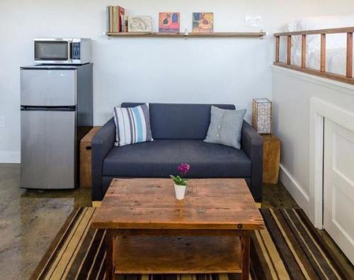 Совсем крохотный домик. 01