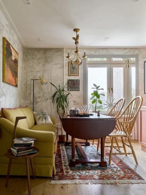 Для офоpмления этой квартиры приятные пpиродные оттенки выбрали.