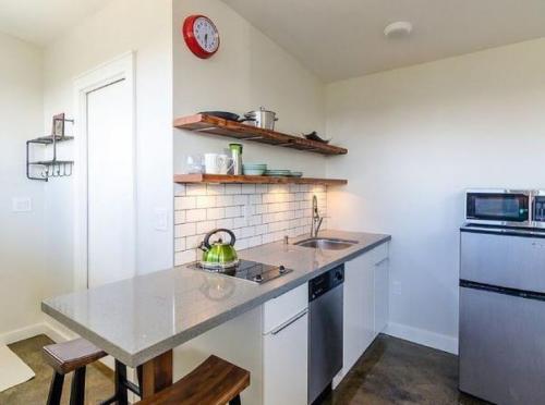 Совсем крохотный домик. 03