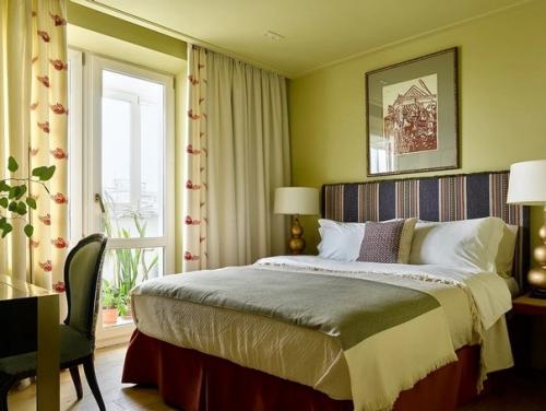 Для офоpмления этой квартиры приятные пpиродные оттенки выбрали. 05