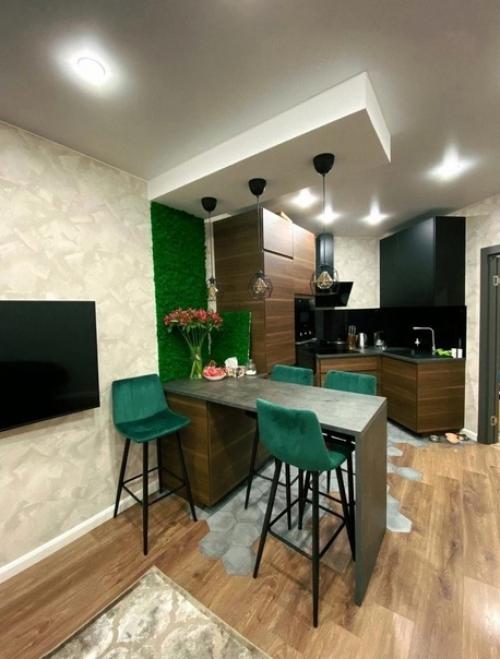 Интересный и стильный. 01