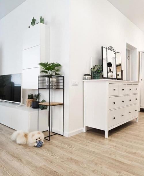 Просторная кухня. В светлых тонах. 05