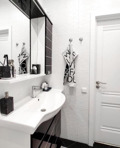 Просторная кухня. В светлых тонах. 07