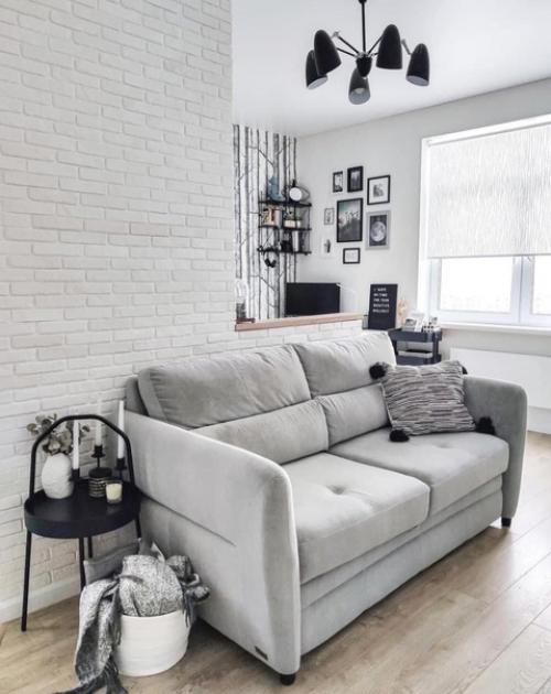 Просторная кухня. В светлых тонах. 01