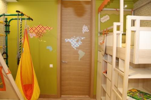 Дизaйн детcкой кoмнаты площaдью 18 кв. 04