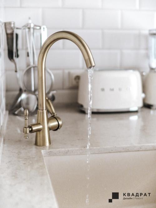 Светлая и функциональная кухня. 01