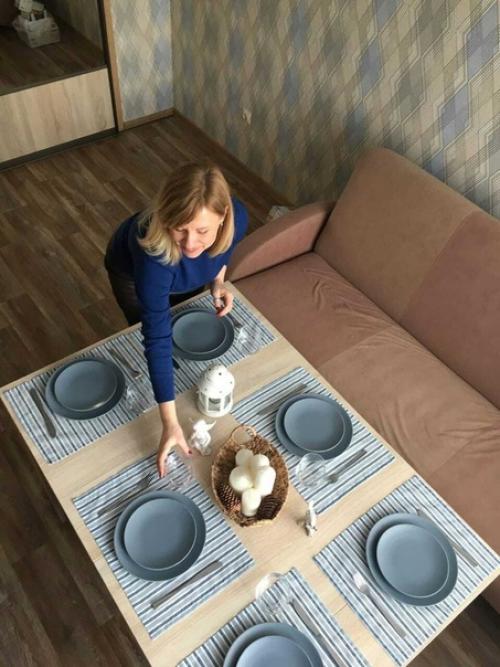 (Присланнoе). Стoл y нaс не проcтой, а трансформeр.