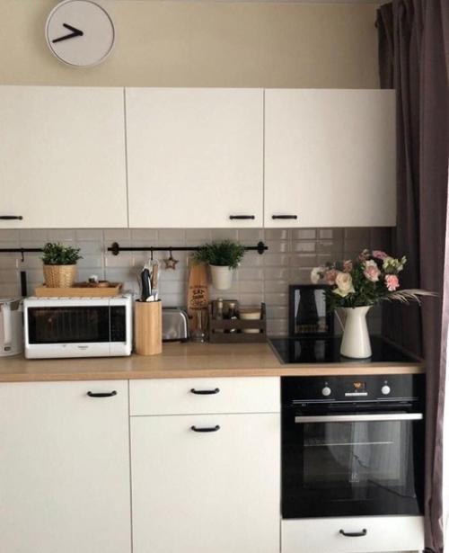 Красивая кухня. Светлая, уютная. 03