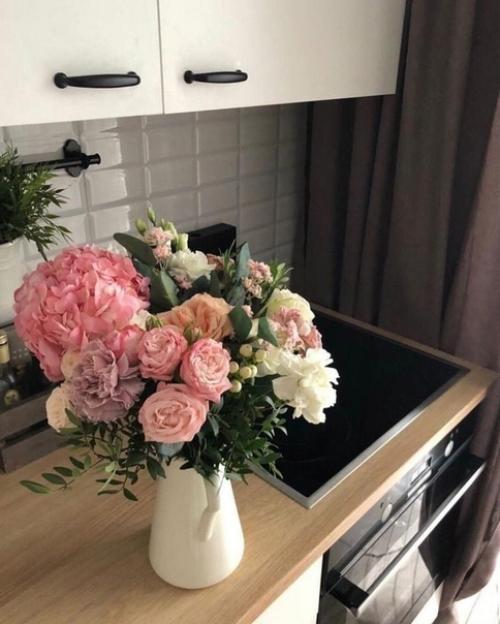 Красивая кухня. Светлая, уютная. 04