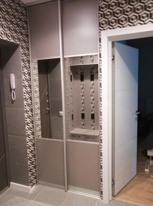 Прихожая после ремонта.