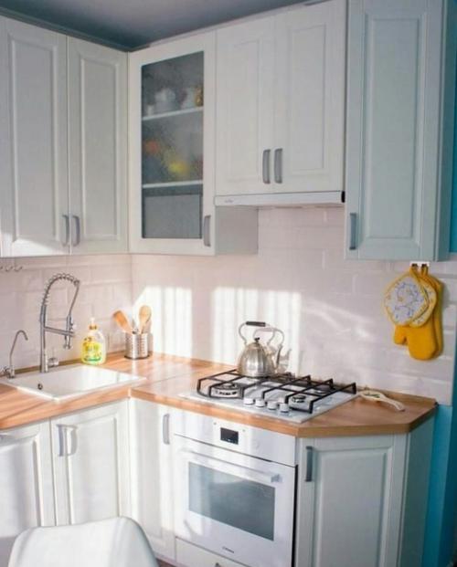 Интересный вариант оформления интерьера. 03