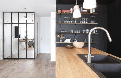 Интересное решение интерьера квартиры - студии. 05