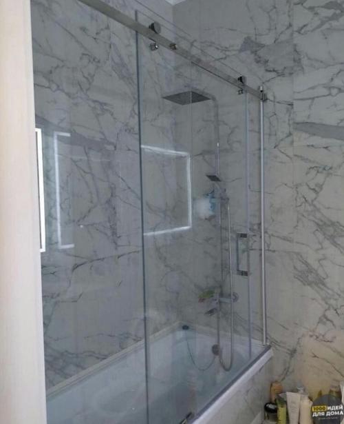 Простой интерьер. В светлых тонах. 07