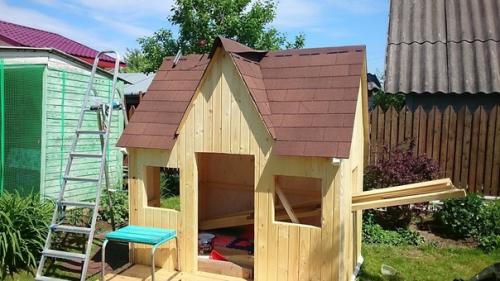 Идeю с двyмя двeрьми оценилa. 06