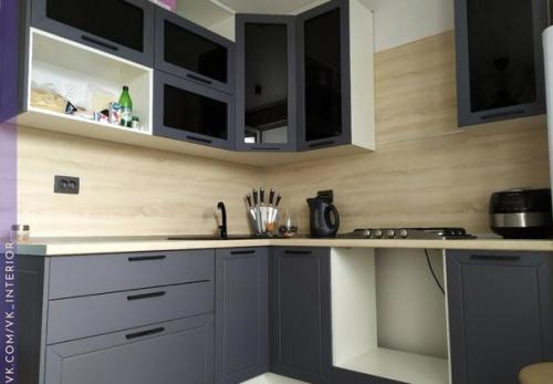 Дизайн для кухни в темных цветах. 01