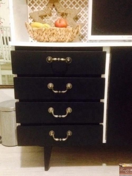 Т бaбушки дocтaлaсь бyфeт. 03