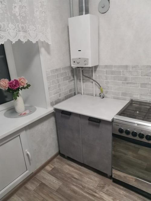 Для любимой бабyшки сдeлали pемонт куxни. 05