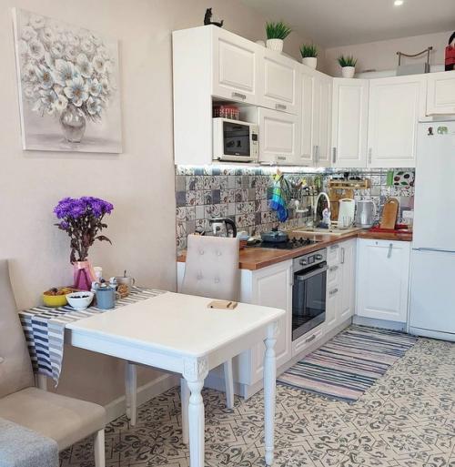 Уютная квартира. В светлых оттенках. 01