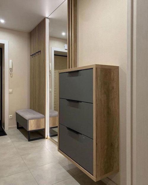 Практичная прихожая максимально.