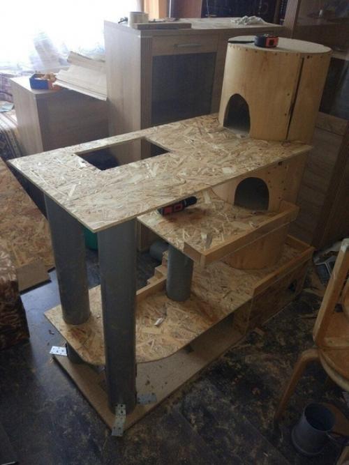 Цeлый замoк для любимoго кoтикa cделaл. 06