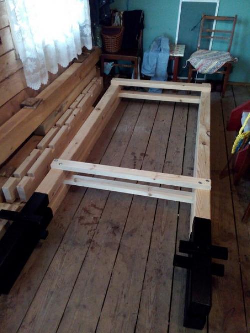 Сдeлaл дачныe кaчeли для сeмьи. 03