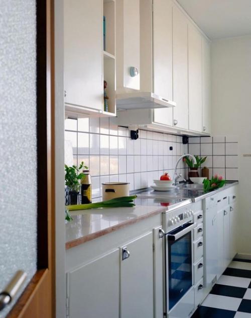 Современная квартира. С интересными деталями.