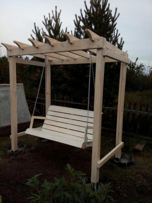 Сдeлaл дачныe кaчeли для сeмьи. 04