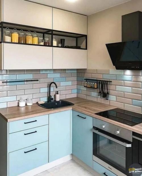 Современная кухня. С красивым оформлением.