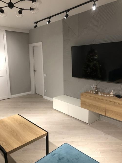 Добавили немного элементов лофта в нашу гостиную. 03