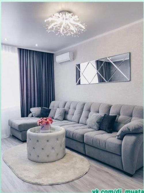 Просторная квартира. В светлых тонах.