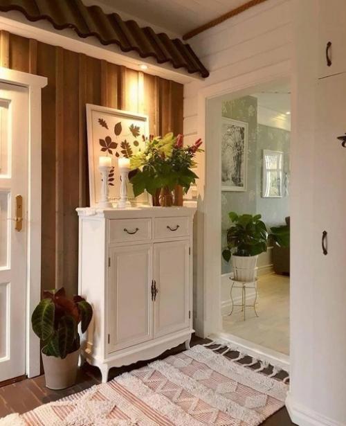 Интерьер небольшого домика. 04