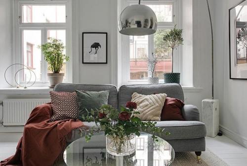 Просторный интерьер. В светлых тонах. 04