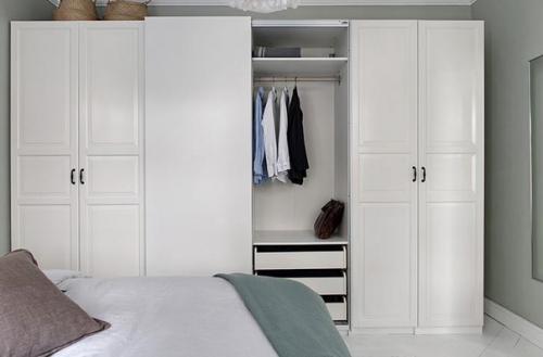 Просторный интерьер. В светлых тонах. 09