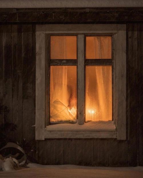 Детали интерьера небольшого дома. 01