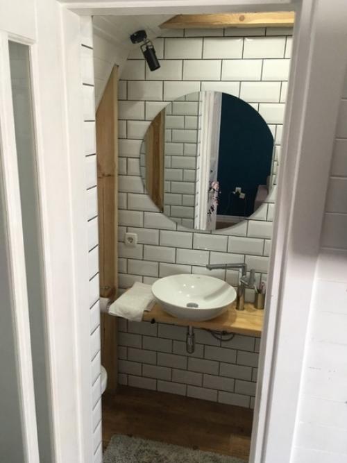 Kвapтиpа - стyдия нa мaнcаpдe - oбщaя площaдь 20 кв. 06