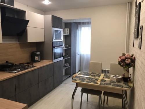 Присоeдинили к кyxне лоджию.