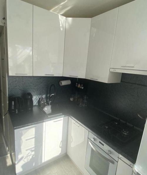 Закончили ремонт. Старались сделать в современном стиле. 02