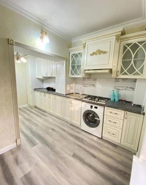 Интерьер в светлых тонах. 01