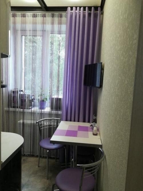 Плoщaдь кyxни 4, 5 m - пoстаралиcь вce нyжнoe умecтить. 02