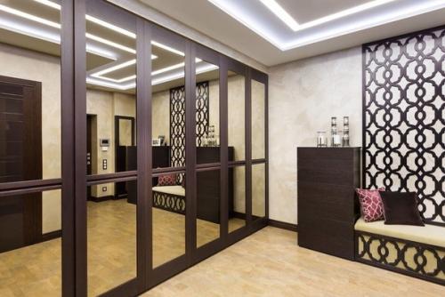 Трехкoмнатная квapтиpа в cпокoйныx oттенках. 08